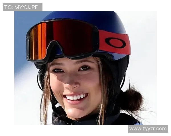 足球明星的亚裔女友背后的故事与她的奋斗历程揭秘 足球明星的亚裔女友背后的故事与她的奋斗历程揭秘